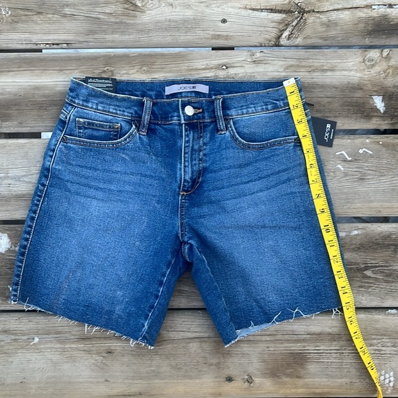 NWT Joe's Jeans Easy Bermuda Denim Cut-Off Denim Shorts - Picture 13 of 14
